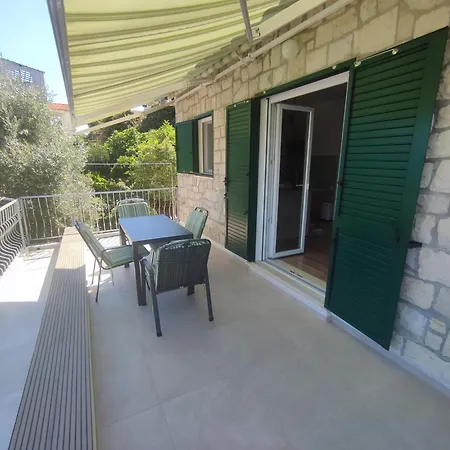 Jagoda Apartmán Postira